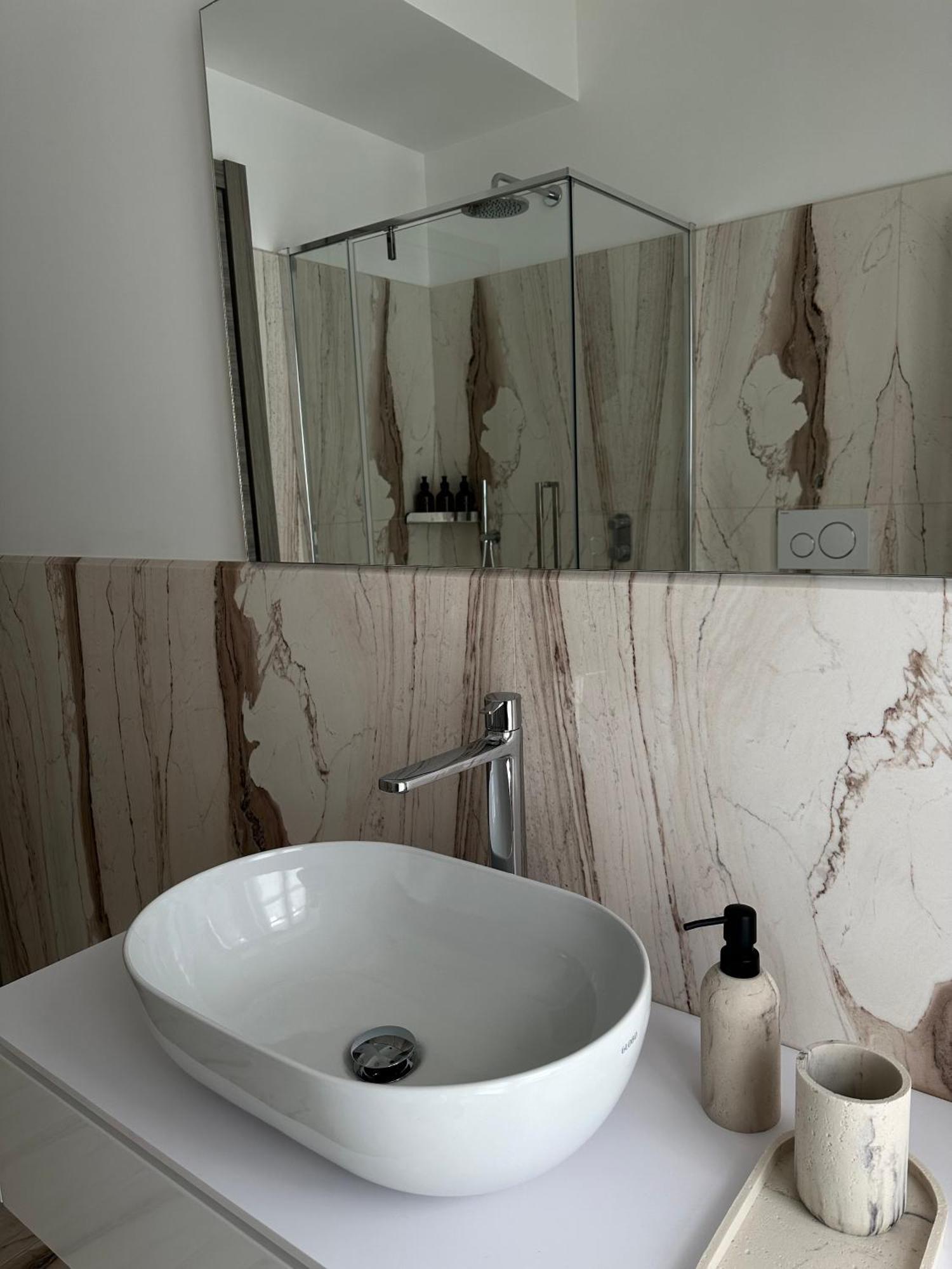 Appartement Brionaloft à Domodossola Extérieur photo